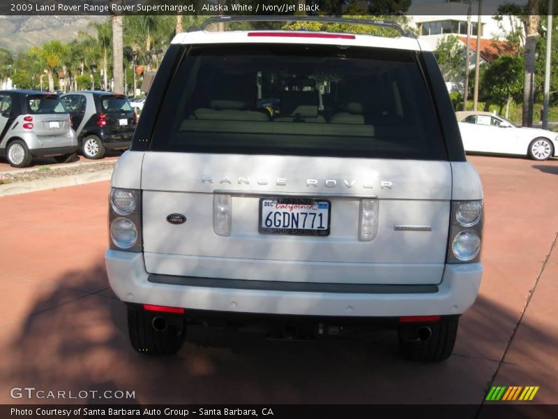 Alaska White / Ivory/Jet Black 2009 Land Rover Range Rover Supercharged