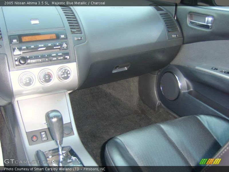Majestic Blue Metallic / Charcoal 2005 Nissan Altima 3.5 SL