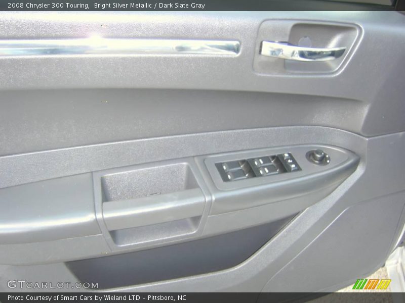 Bright Silver Metallic / Dark Slate Gray 2008 Chrysler 300 Touring
