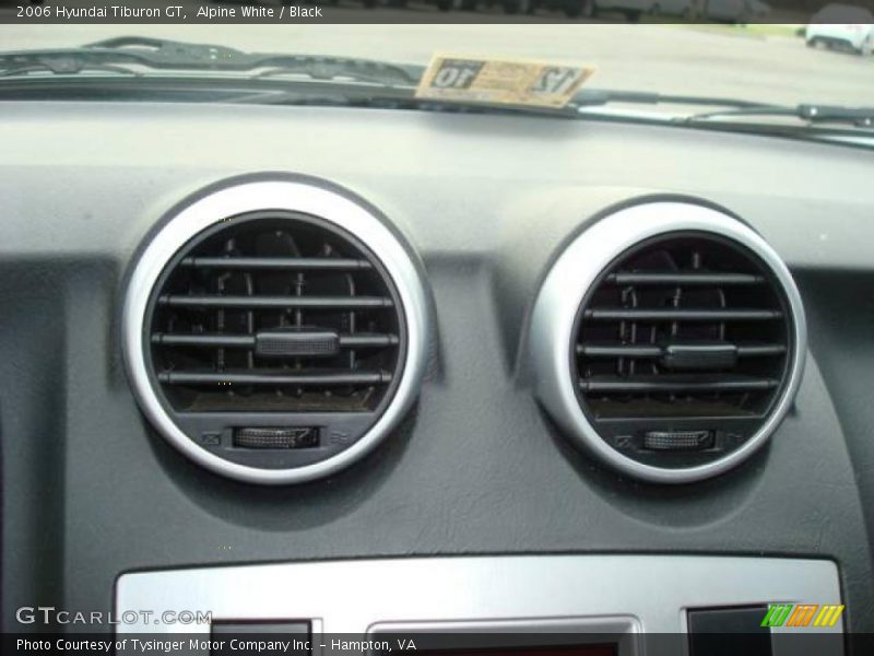 Alpine White / Black 2006 Hyundai Tiburon GT