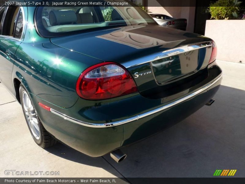 Jaguar Racing Green Metallic / Champagne 2007 Jaguar S-Type 3.0