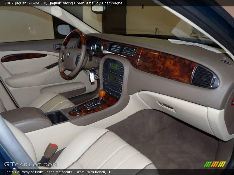 Jaguar Racing Green Metallic / Champagne 2007 Jaguar S-Type 3.0
