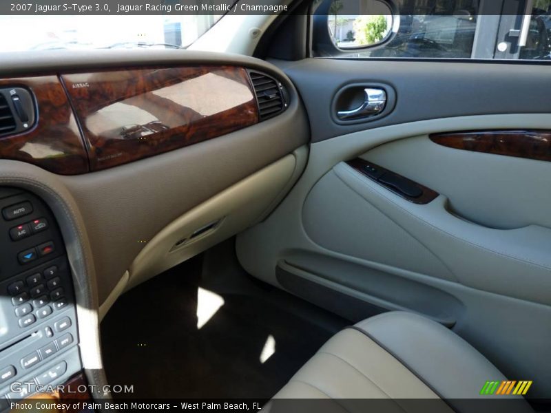 Jaguar Racing Green Metallic / Champagne 2007 Jaguar S-Type 3.0