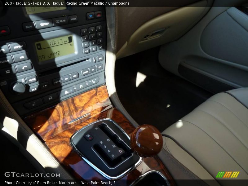 Jaguar Racing Green Metallic / Champagne 2007 Jaguar S-Type 3.0