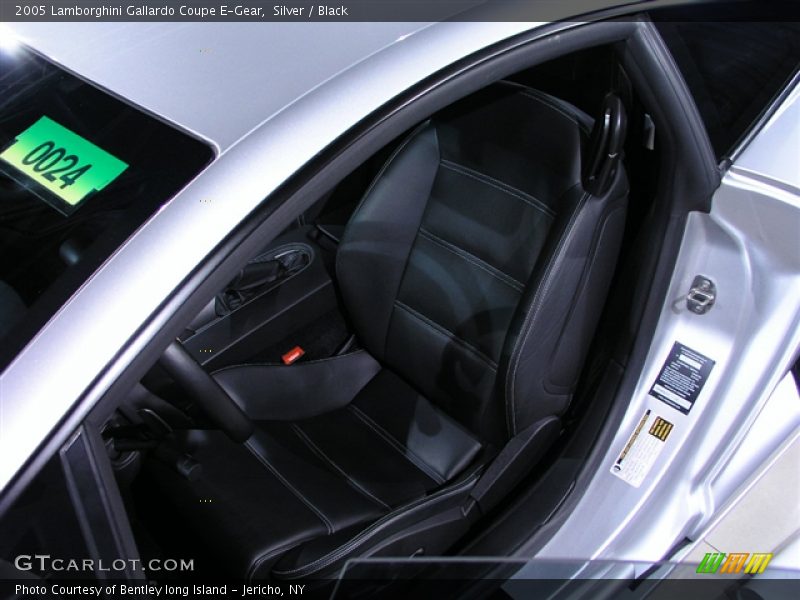 Front Seat of 2005 Gallardo Coupe E-Gear