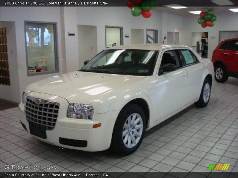 Cool Vanilla White / Dark Slate Gray 2008 Chrysler 300 LX
