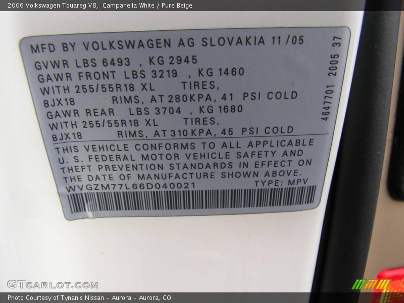 Campanella White / Pure Beige 2006 Volkswagen Touareg V8