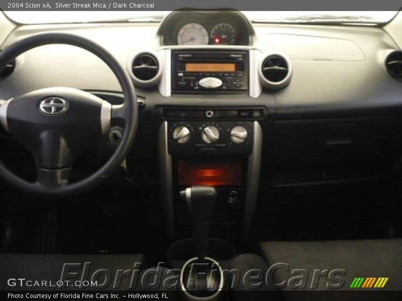 Silver Streak Mica / Dark Charcoal 2004 Scion xA