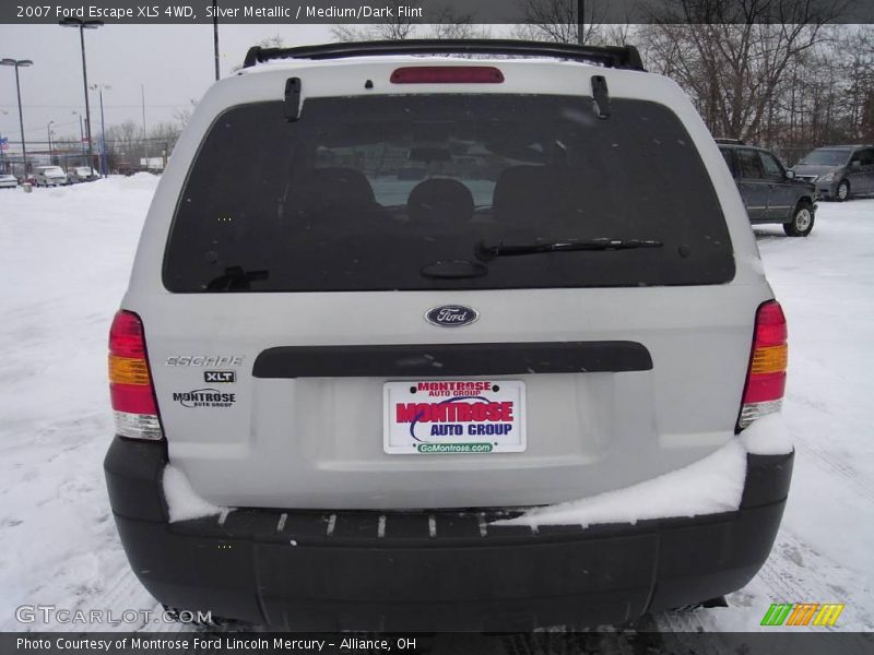 Silver Metallic / Medium/Dark Flint 2007 Ford Escape XLS 4WD