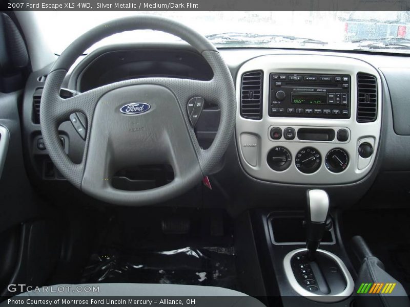 Silver Metallic / Medium/Dark Flint 2007 Ford Escape XLS 4WD