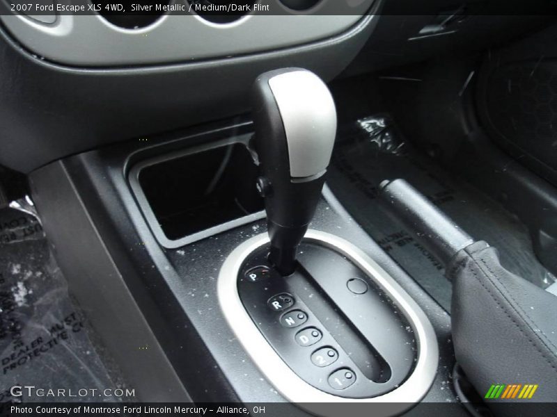 Silver Metallic / Medium/Dark Flint 2007 Ford Escape XLS 4WD