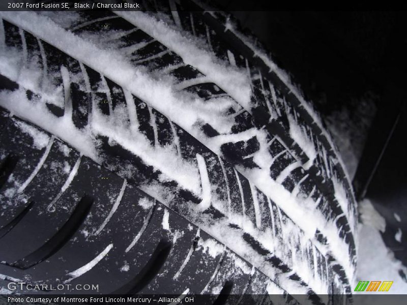Black / Charcoal Black 2007 Ford Fusion SE