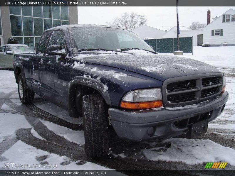 Patriot Blue Pearl / Dark Slate Gray 2002 Dodge Dakota SXT Club Cab