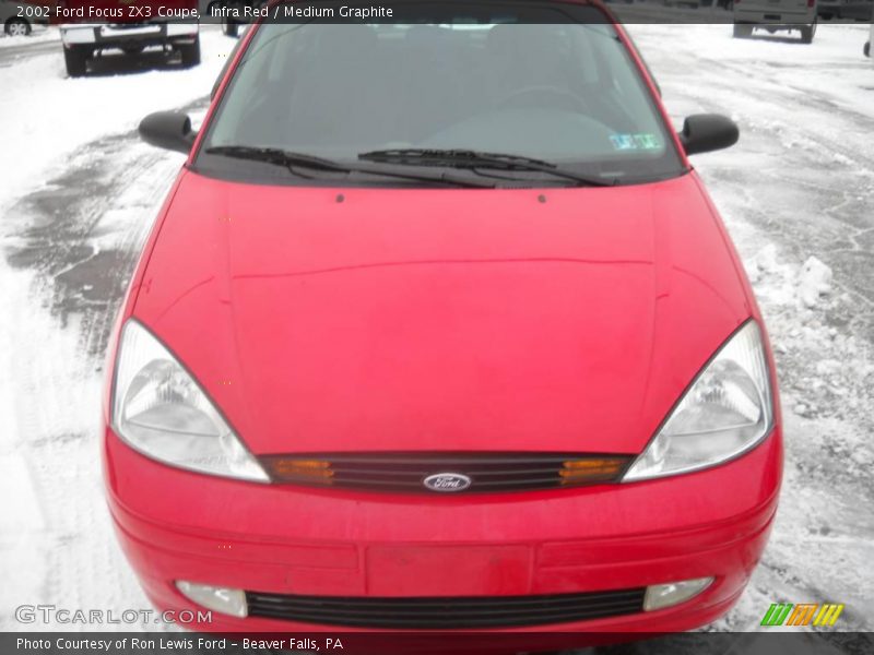 Infra Red / Medium Graphite 2002 Ford Focus ZX3 Coupe
