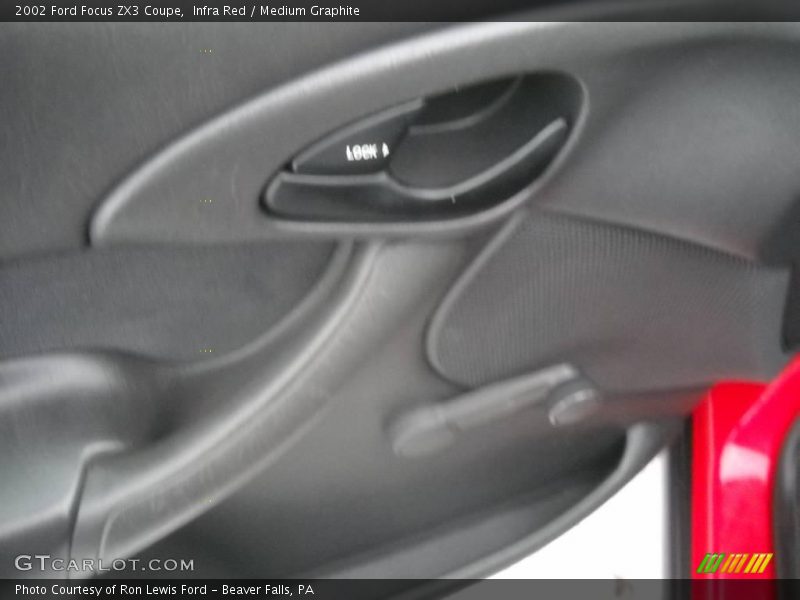Infra Red / Medium Graphite 2002 Ford Focus ZX3 Coupe
