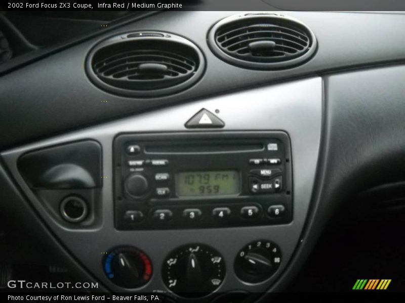 Infra Red / Medium Graphite 2002 Ford Focus ZX3 Coupe
