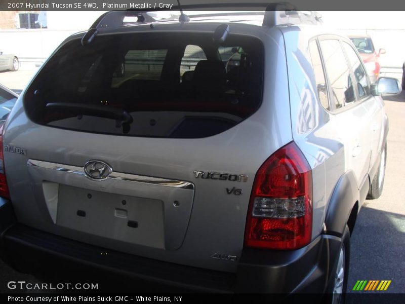 Platinum Metallic / Gray 2007 Hyundai Tucson SE 4WD