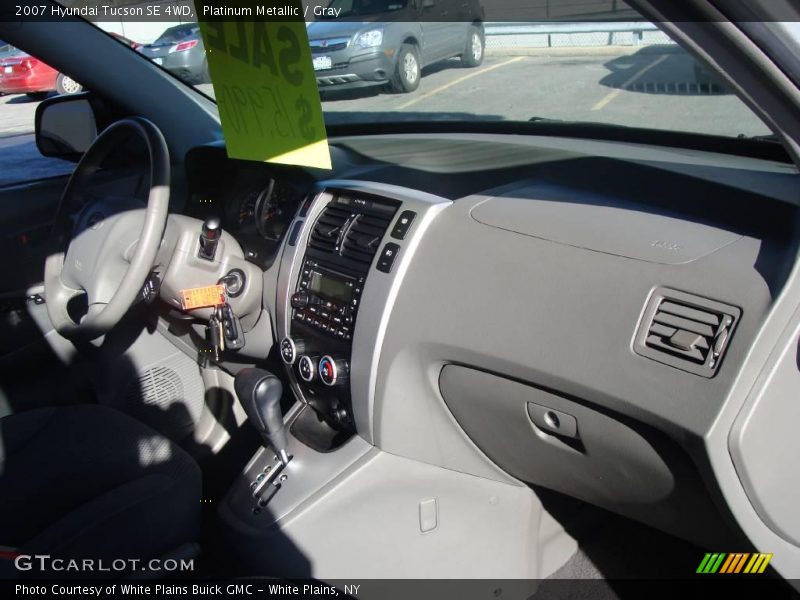 Platinum Metallic / Gray 2007 Hyundai Tucson SE 4WD