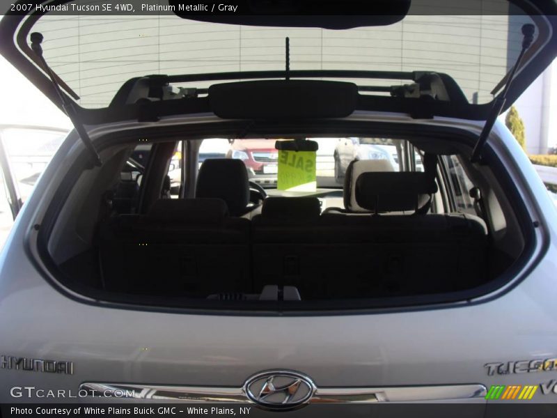 Platinum Metallic / Gray 2007 Hyundai Tucson SE 4WD
