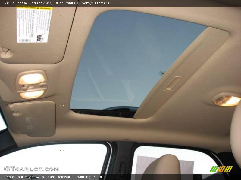 Bright White / Ebony/Cashmere 2007 Pontiac Torrent AWD