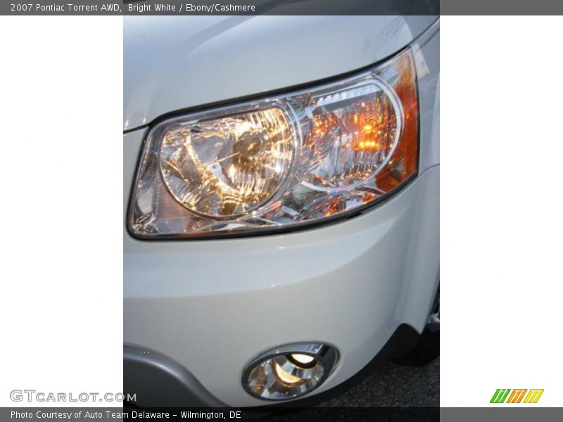 Bright White / Ebony/Cashmere 2007 Pontiac Torrent AWD