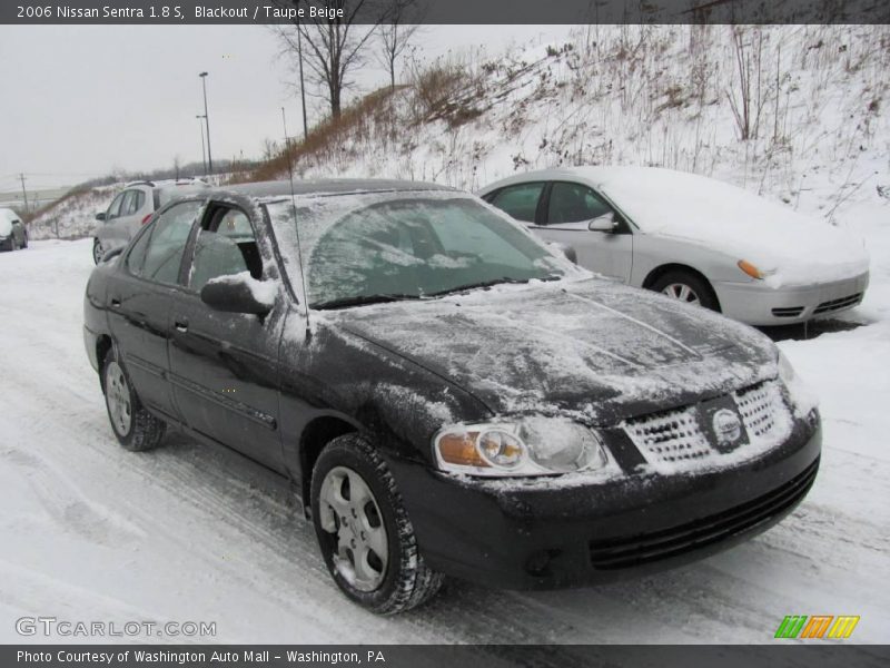 Blackout / Taupe Beige 2006 Nissan Sentra 1.8 S