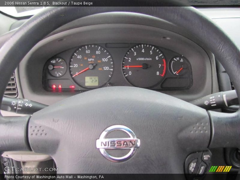 Blackout / Taupe Beige 2006 Nissan Sentra 1.8 S