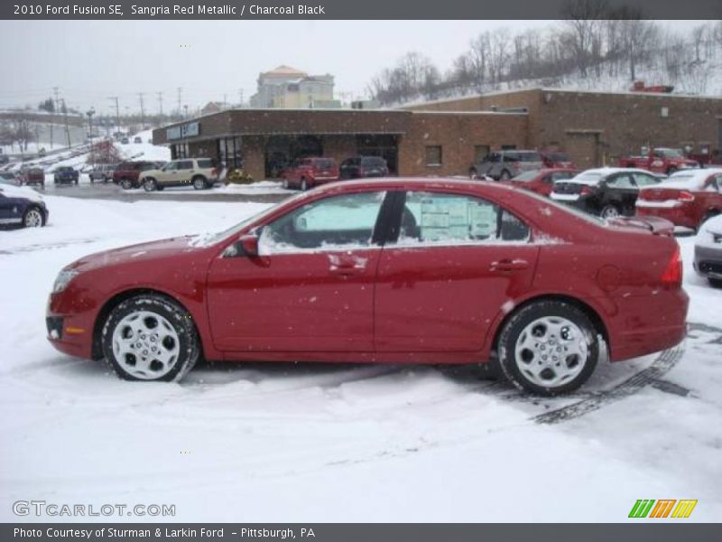 Sangria Red Metallic / Charcoal Black 2010 Ford Fusion SE