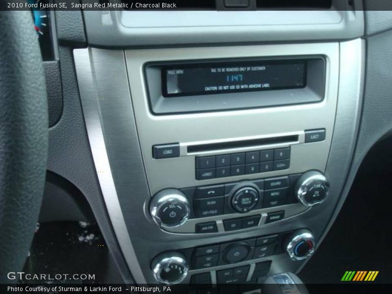 Sangria Red Metallic / Charcoal Black 2010 Ford Fusion SE