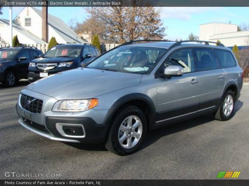 Electric Silver Metallic / Anthracite Black 2008 Volvo XC70 AWD