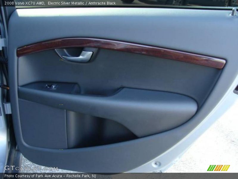 Electric Silver Metallic / Anthracite Black 2008 Volvo XC70 AWD