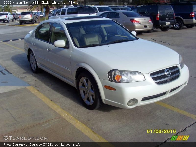 Glacier White Pearl / Blond 2002 Nissan Maxima SE