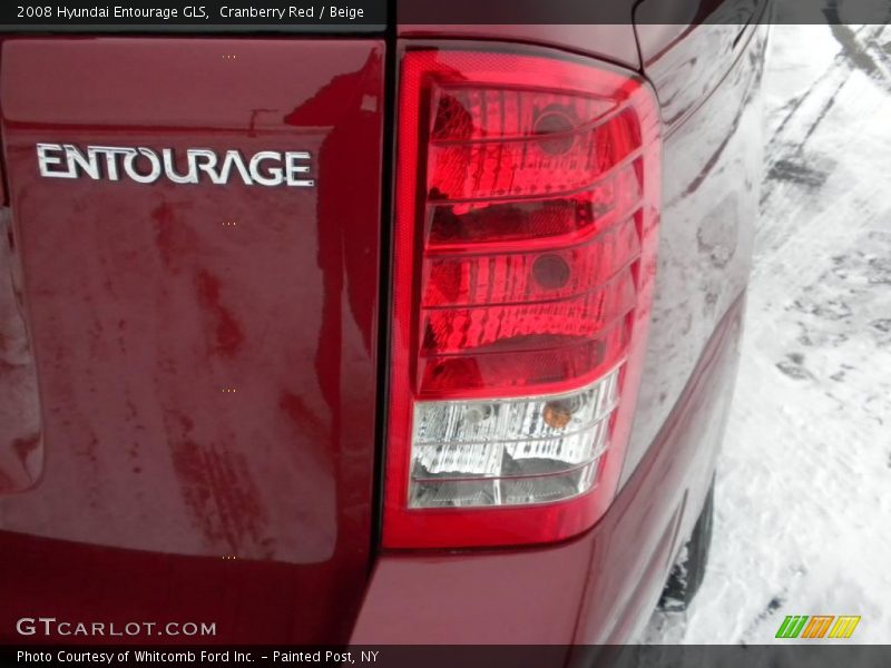 Cranberry Red / Beige 2008 Hyundai Entourage GLS