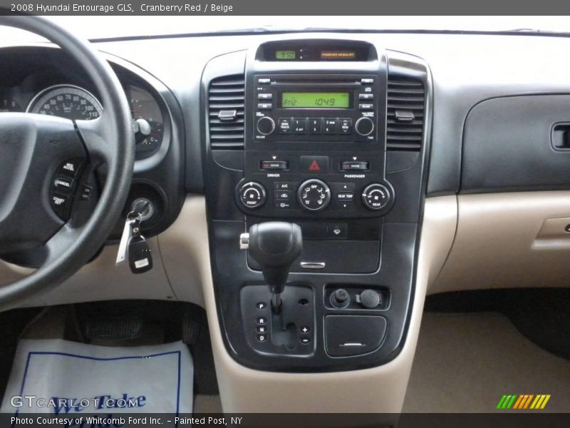 Cranberry Red / Beige 2008 Hyundai Entourage GLS