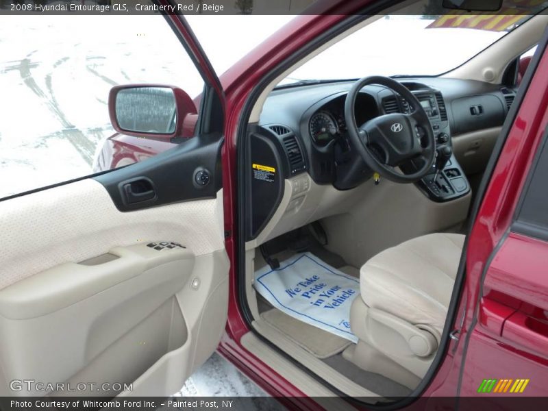 Cranberry Red / Beige 2008 Hyundai Entourage GLS