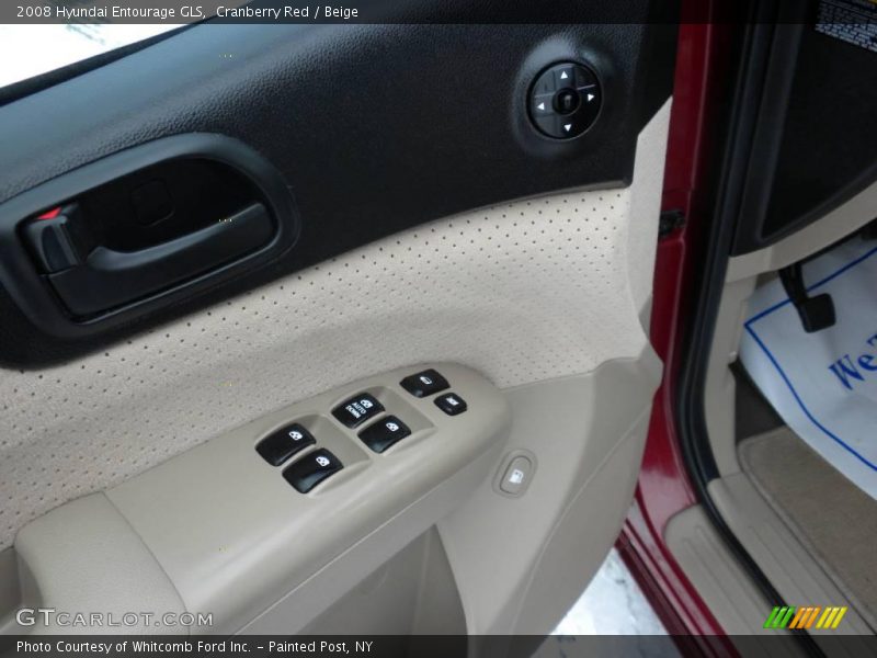 Cranberry Red / Beige 2008 Hyundai Entourage GLS
