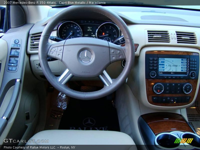 Capri Blue Metallic / Macadamia 2007 Mercedes-Benz R 350 4Matic