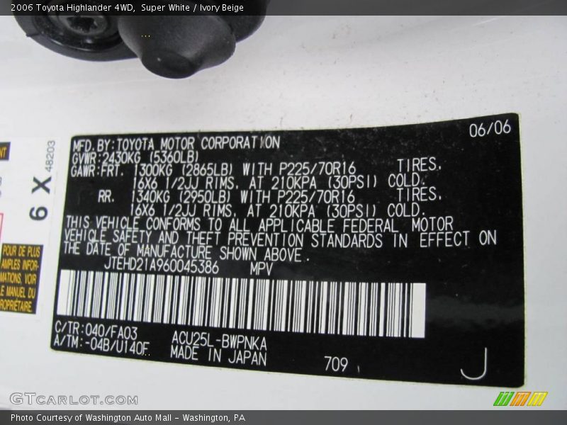 Super White / Ivory Beige 2006 Toyota Highlander 4WD