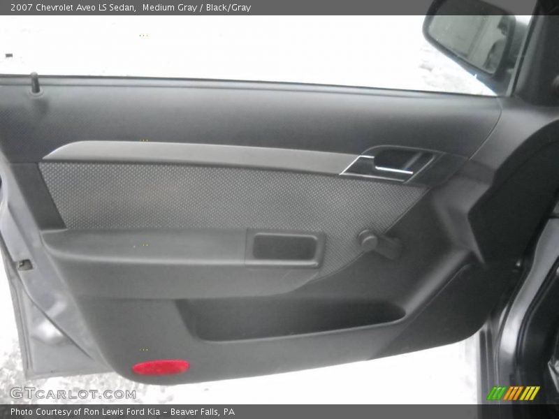 Medium Gray / Black/Gray 2007 Chevrolet Aveo LS Sedan