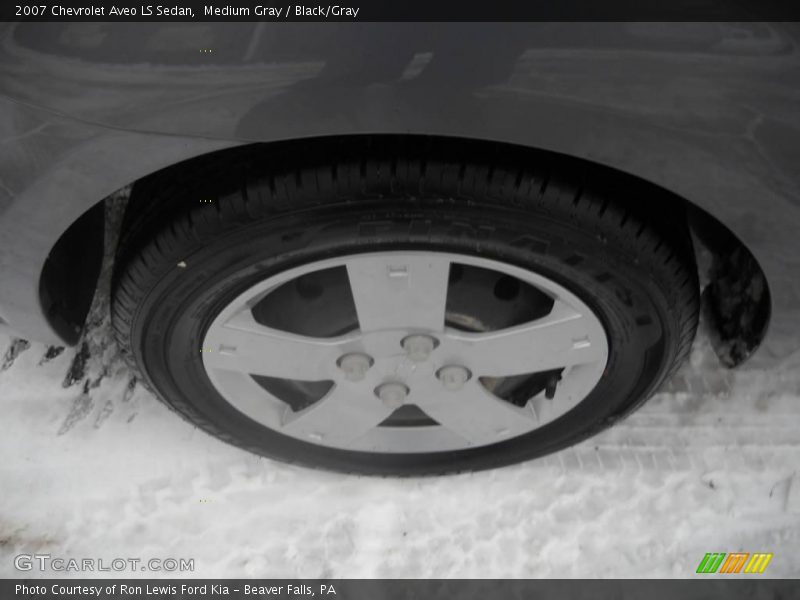 Medium Gray / Black/Gray 2007 Chevrolet Aveo LS Sedan