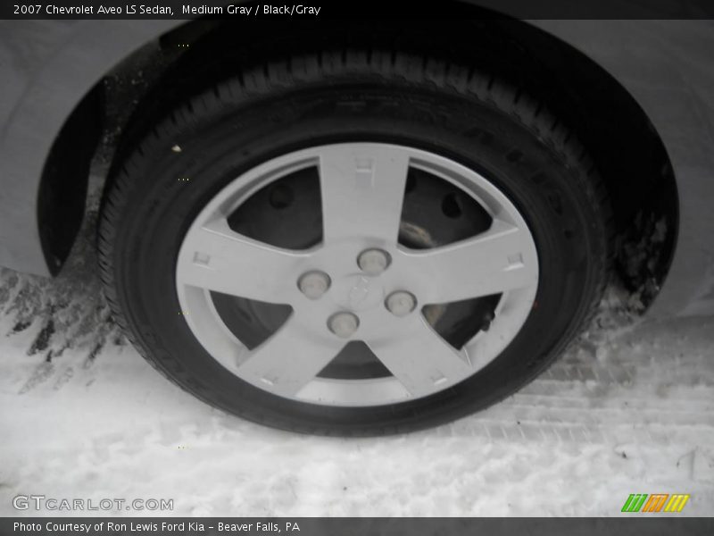 Medium Gray / Black/Gray 2007 Chevrolet Aveo LS Sedan