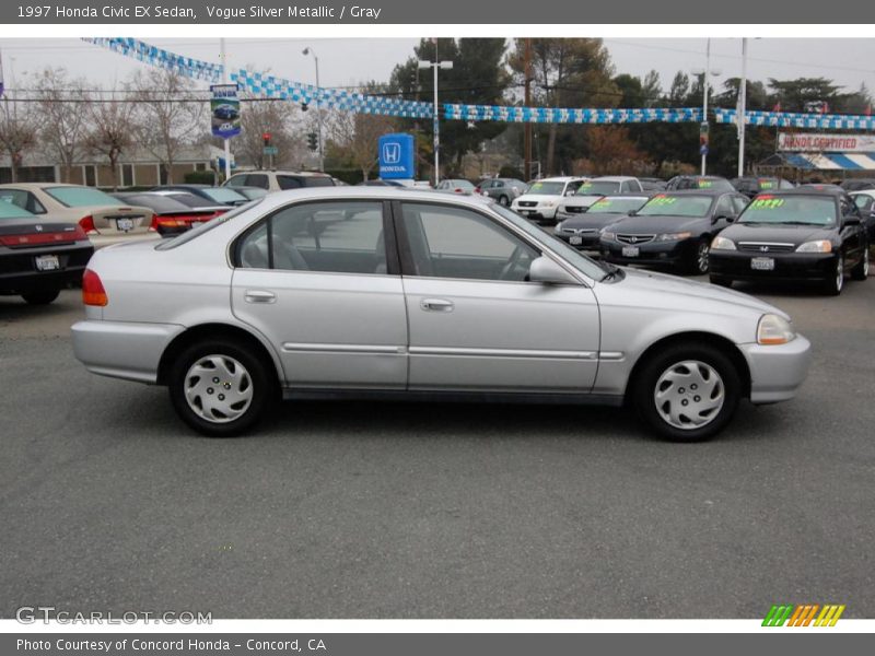 Vogue Silver Metallic / Gray 1997 Honda Civic EX Sedan