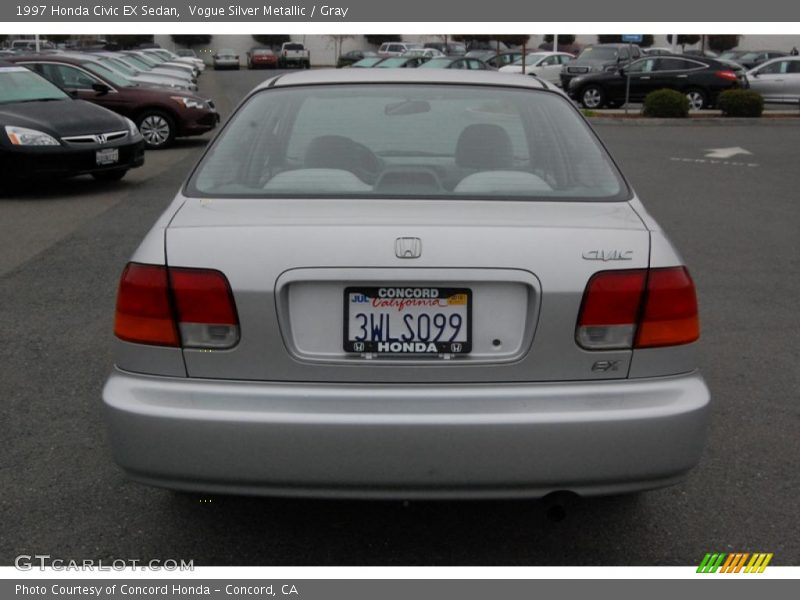 Vogue Silver Metallic / Gray 1997 Honda Civic EX Sedan
