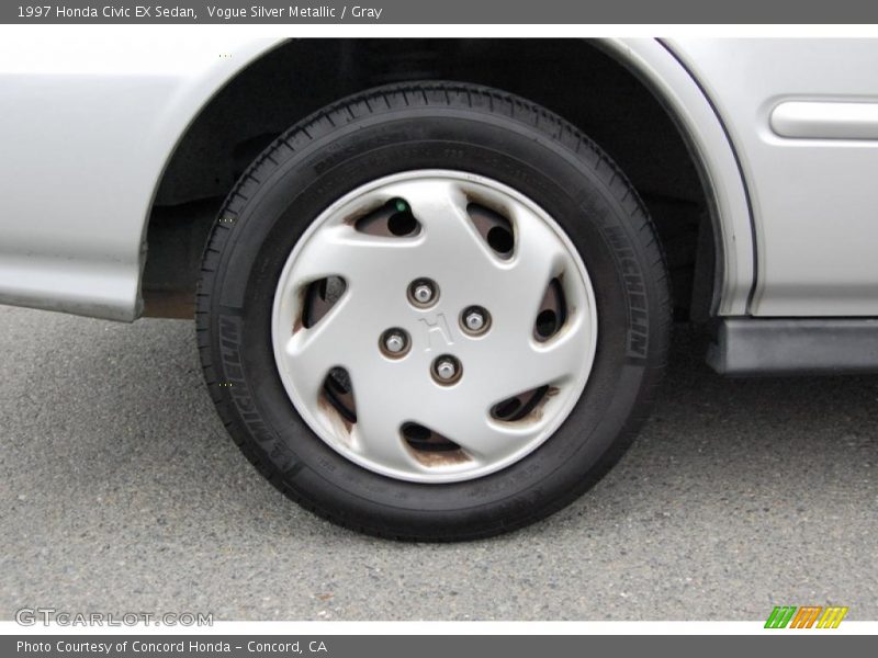 Vogue Silver Metallic / Gray 1997 Honda Civic EX Sedan