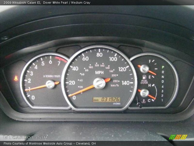 Dover White Pearl / Medium Gray 2009 Mitsubishi Galant ES
