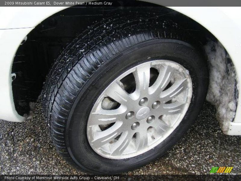 Dover White Pearl / Medium Gray 2009 Mitsubishi Galant ES