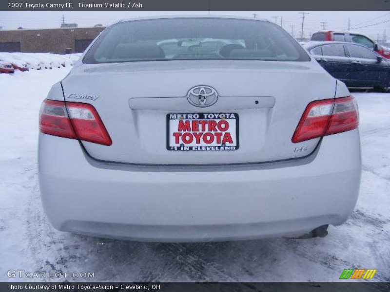 Titanium Metallic / Ash 2007 Toyota Camry LE