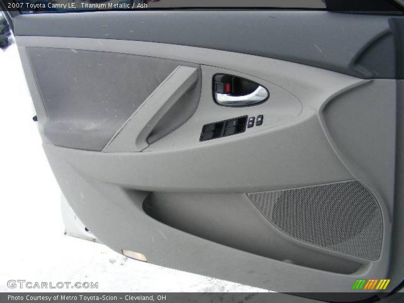 Titanium Metallic / Ash 2007 Toyota Camry LE