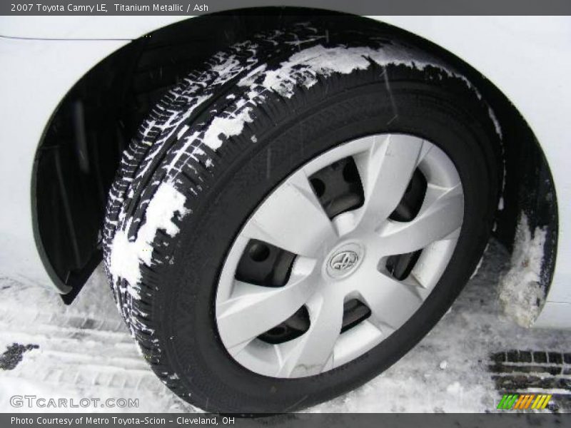 Titanium Metallic / Ash 2007 Toyota Camry LE