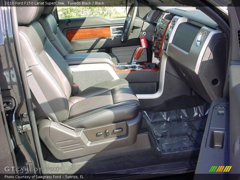 Tuxedo Black / Black 2010 Ford F150 Lariat SuperCrew